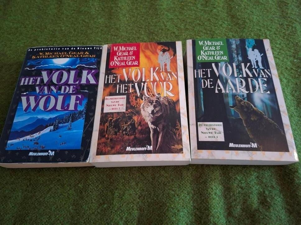 Het Volk van de Wolf en vervolg, Boeken, Romans, Gelezen, Nederland, Ophalen of Verzenden