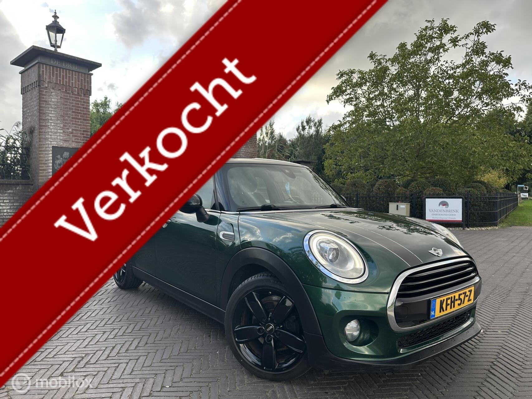 Mini Cooper 1.5 John Cooper Works Automaat Navi ACC LED✅, Auto's, Dealer onderhouden, 136 pk, Gebruikt, Zwart