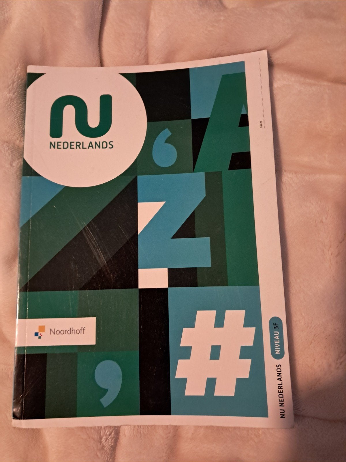 boek nu Nederlands niveau 3f, Ophalen of Verzenden, Alpha, Zo goed als nieuw, MBO
