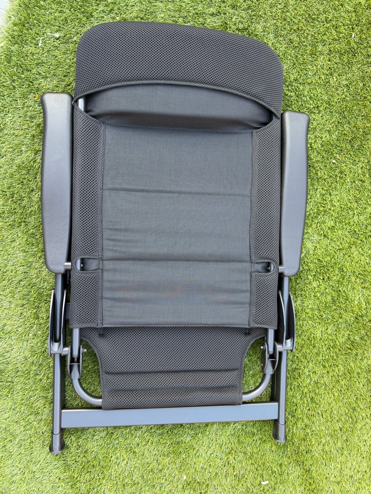 Nieuwe comfortabele tuinstoel / zwart met armleuningen, Ophalen, Nieuw, Metaal
