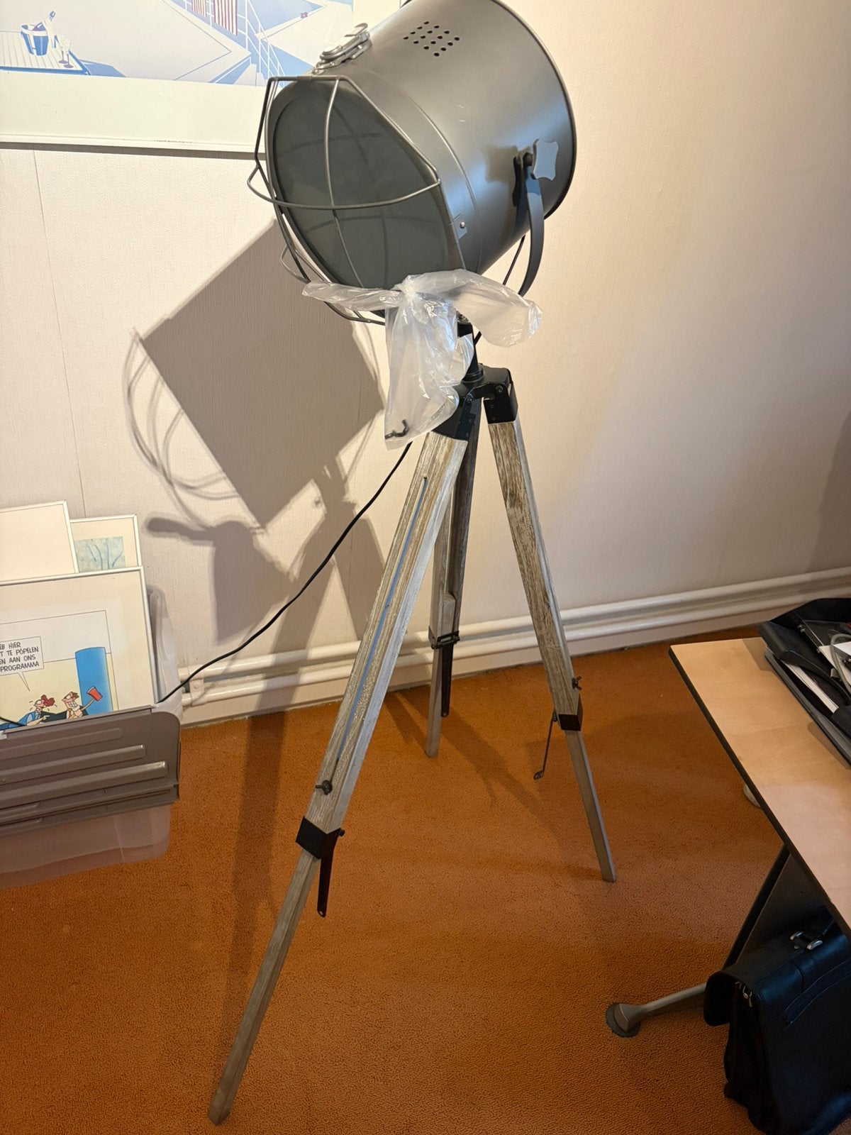 Industriële lamp 3 poot, Ophalen, Zo goed als nieuw, Minder dan 100 cm