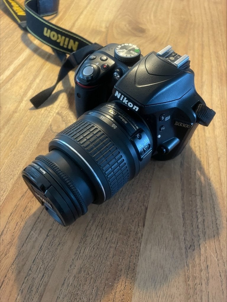 Nikon D3300 Spiegelreflexcamera + 2 lenzen (18-55 / 55-300), Ophalen, Beeldstabilisatie, Spiegelreflex, Accu
