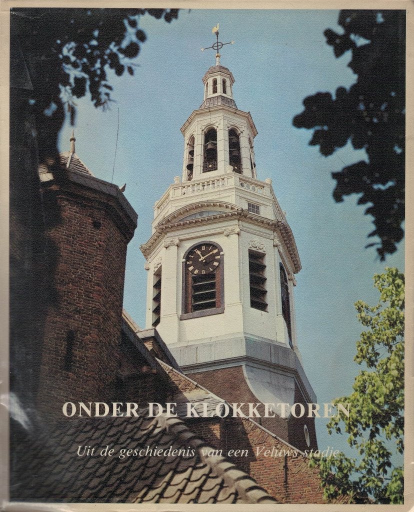 Bert Pol, Onder de klokketoren., Boeken, Verzenden, Gelezen