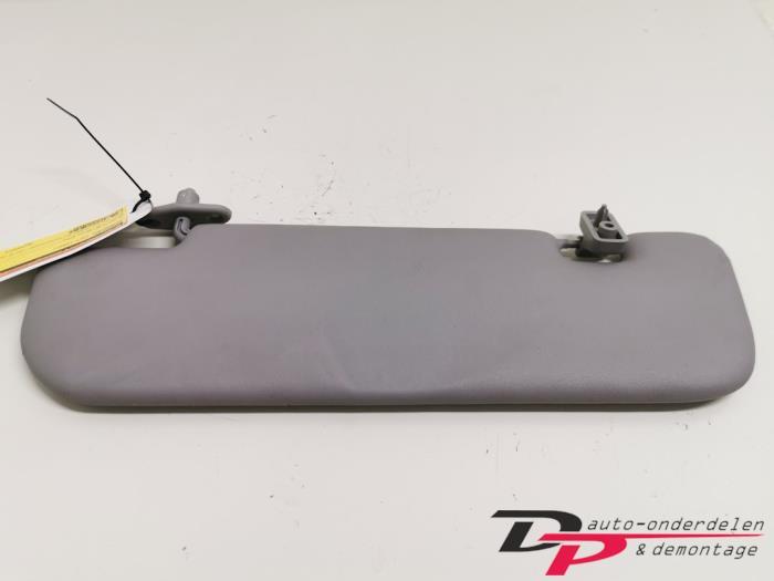 Zonneklep van een Mitsubishi Colt, Auto-onderdelen, Gebruikt, -, -, Ophalen of Verzenden