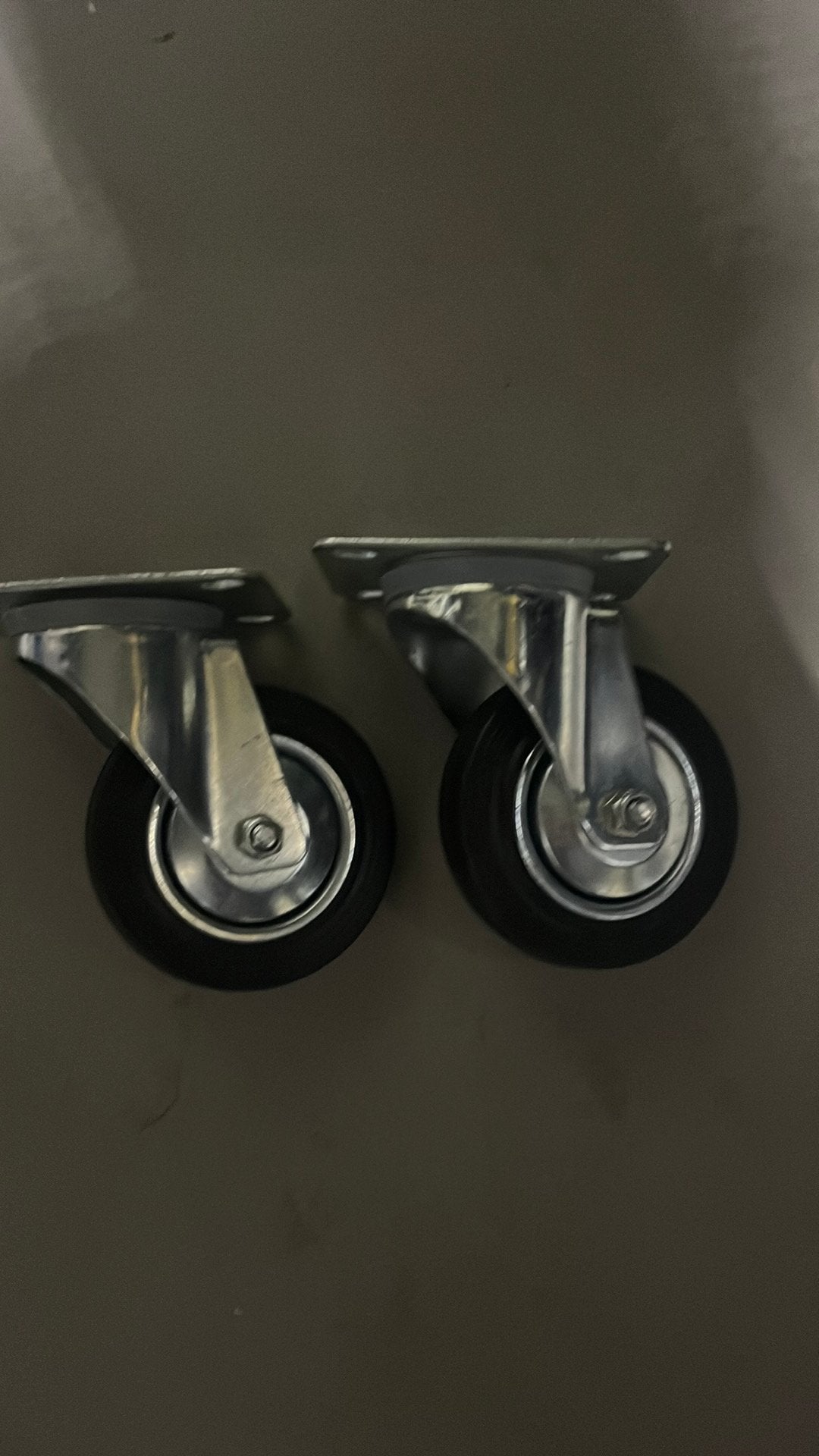 2 x zwenkwielen 12 cm, Doe-het-zelf en Verbouw, Zwenkwielen, Ophalen, Nieuw