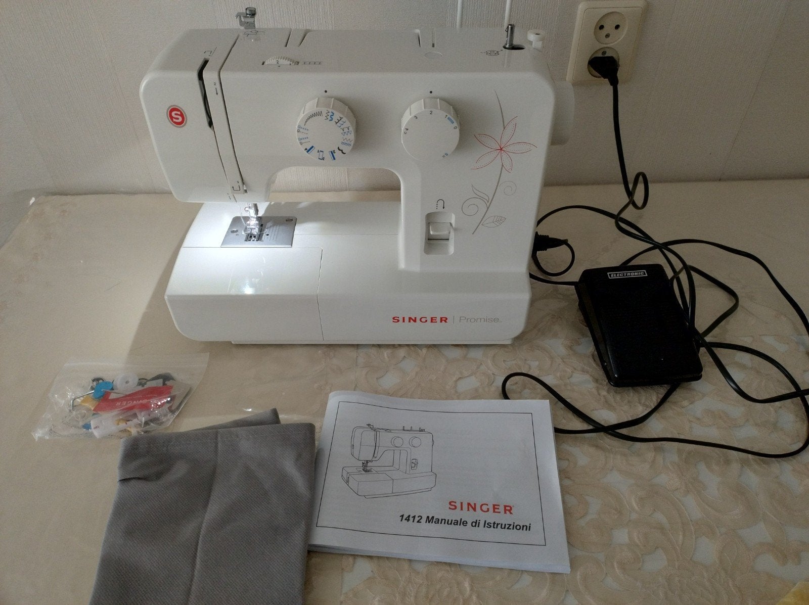Nieuwe Singer 1412 naaimachine in originele verpakking, Ophalen, Nieuw, Naaimachine, Singer