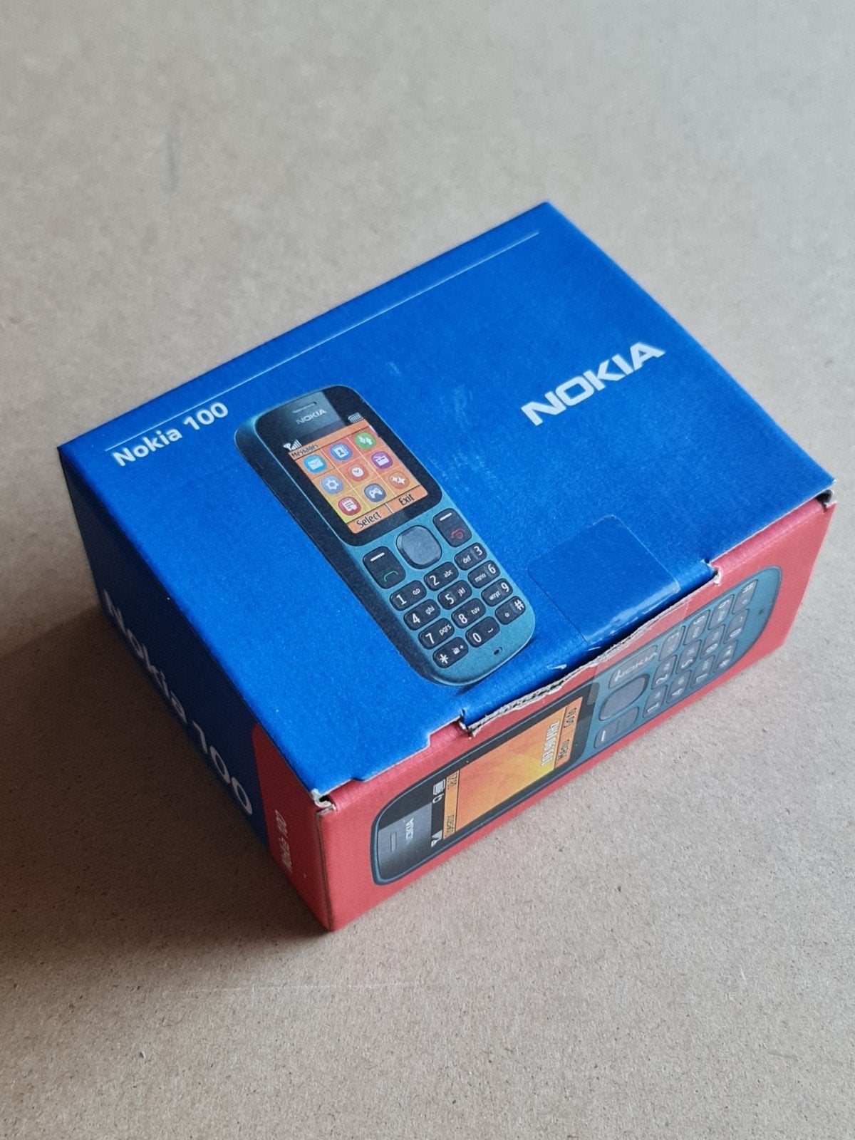 Nokia 100 Telefoon, Ophalen of Verzenden, Gebruikt, Zwart, Fysiek toetsenbord
