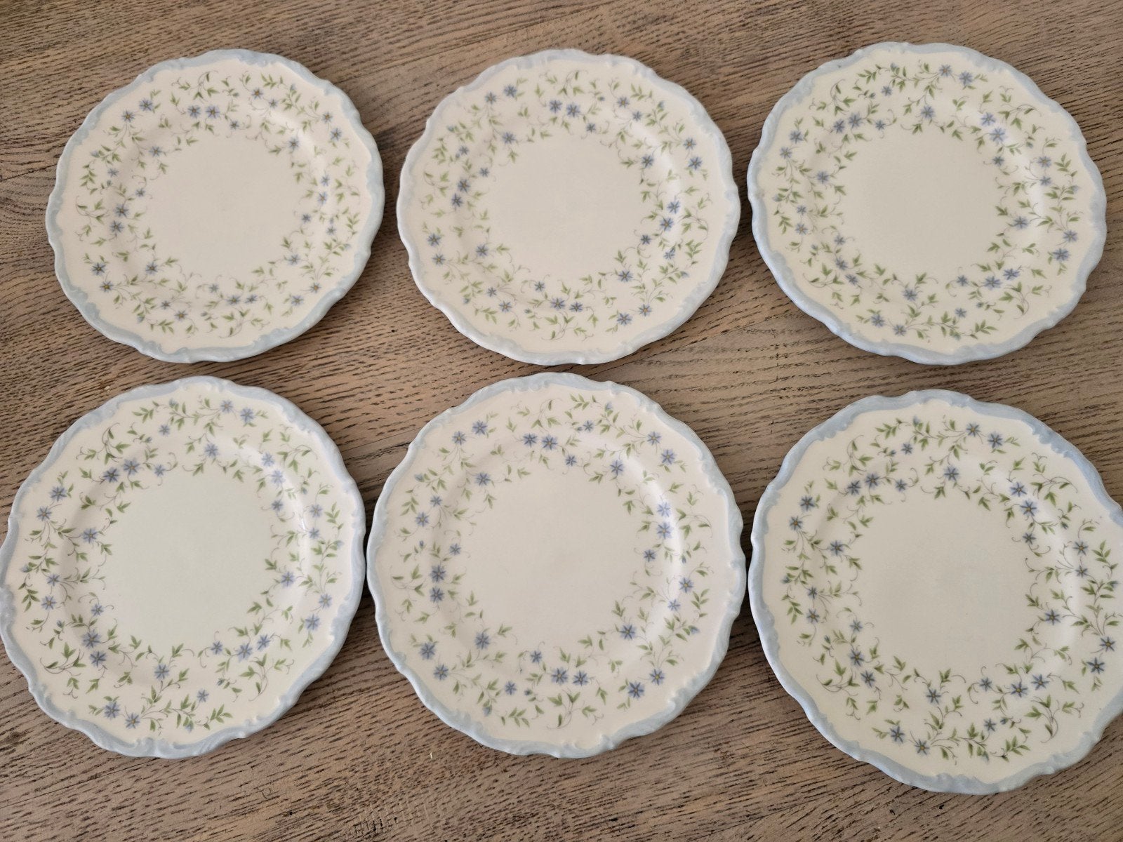 Set van 6 Royal Albert Caroline gebaksbordjes, Antiek en Kunst, Ophalen of Verzenden
