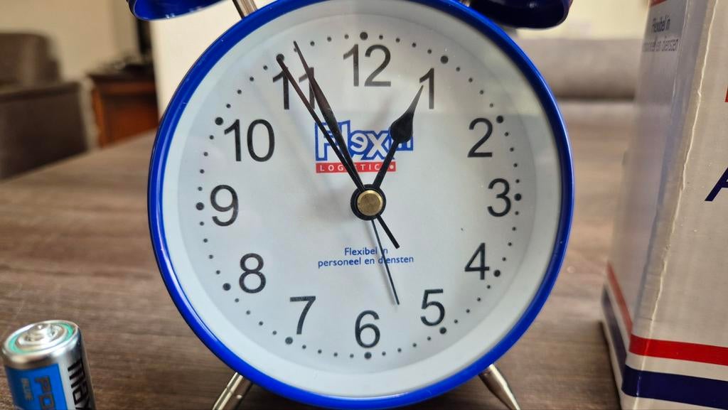 Wekker - Blauw,, Ophalen of Verzenden, Zo goed als nieuw, Analoog, Wekker of Tafelklok