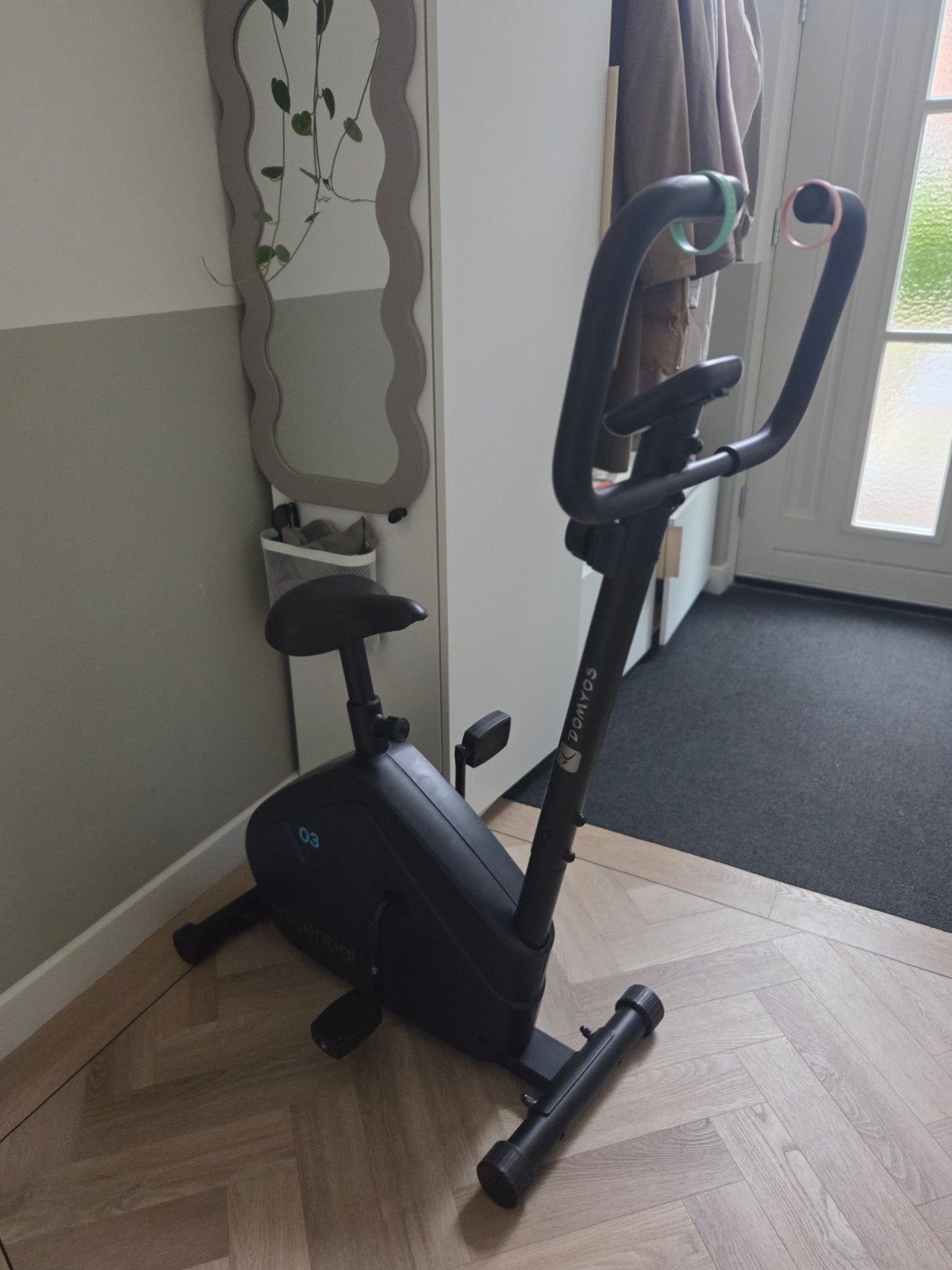 Domyos Essential 03 Hometrainer - Zo goed als nieuw, Ophalen, Zo goed als nieuw, Metaal, Benen