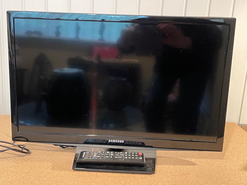 Samsung UE24H4070AS HD Ready TV met schotel en LNB, Ophalen, 50 Hz, HD Ready (720p), Samsung