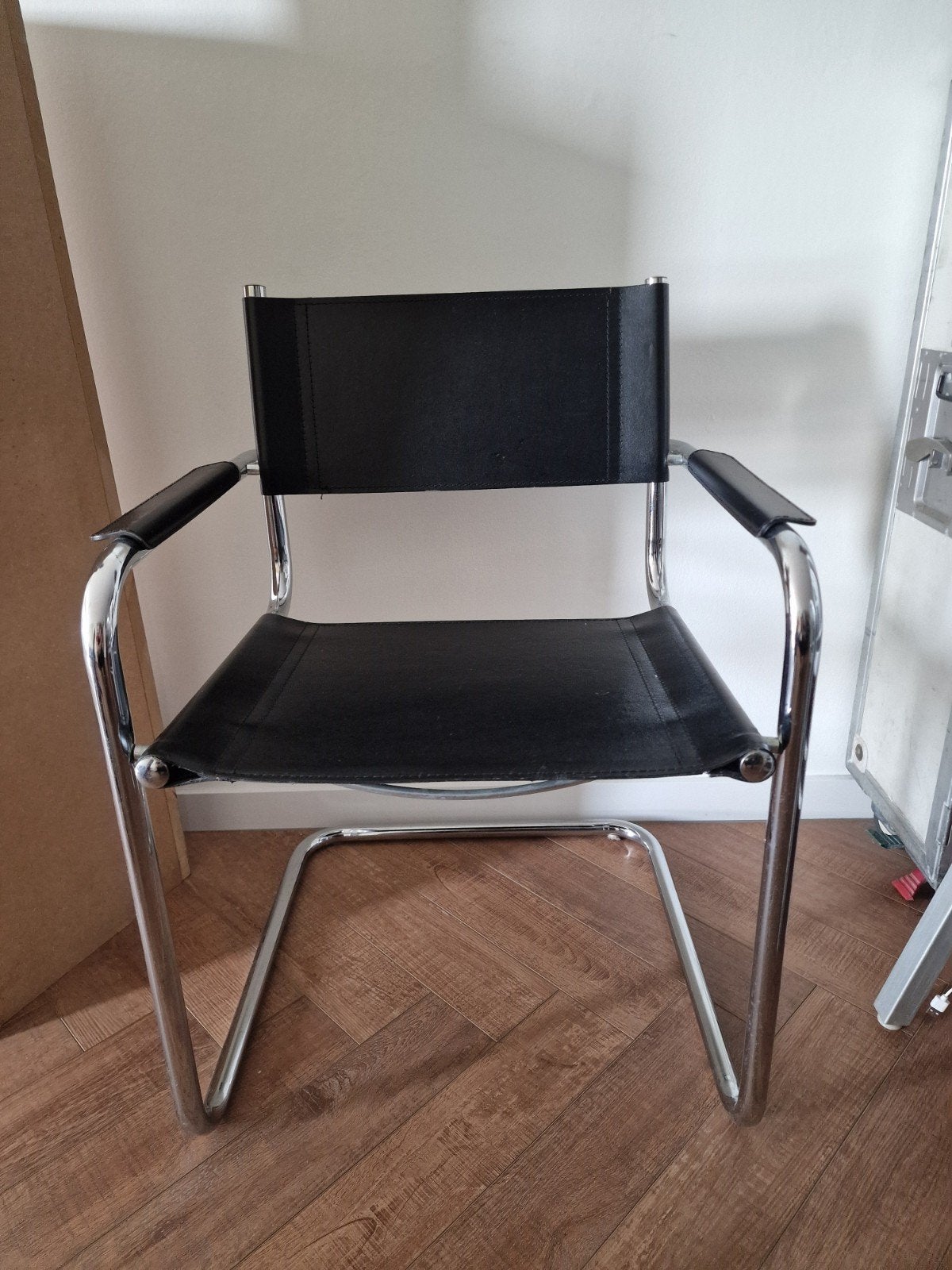 Bauhaus stoel Mart Stam S34 replica buisframe, Ophalen, Zwart, Eén