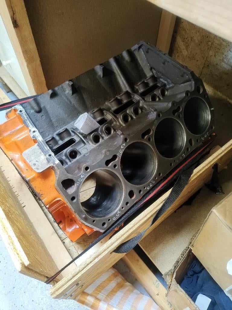 440 Mopar motorblok, Auto-onderdelen, Motor en Toebehoren, Ophalen, Gebruikt, Amerikaanse onderdelen