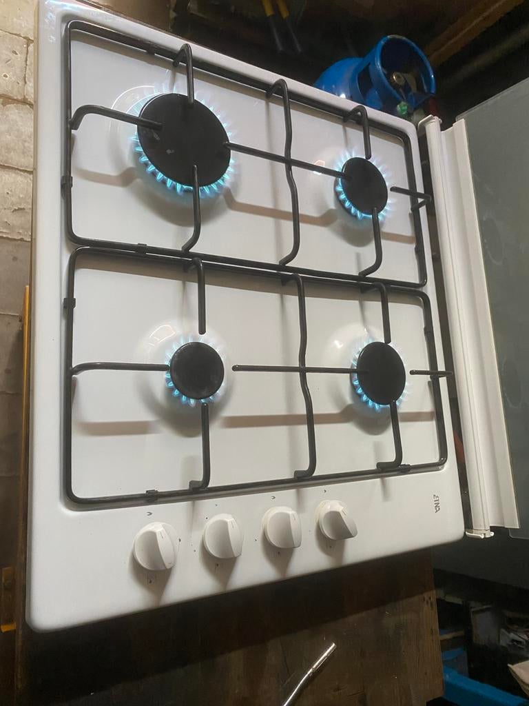 Kookplaat is voor propaan/lpg type Etna, Ophalen, 4 kookzones, Zo goed als nieuw, Gas