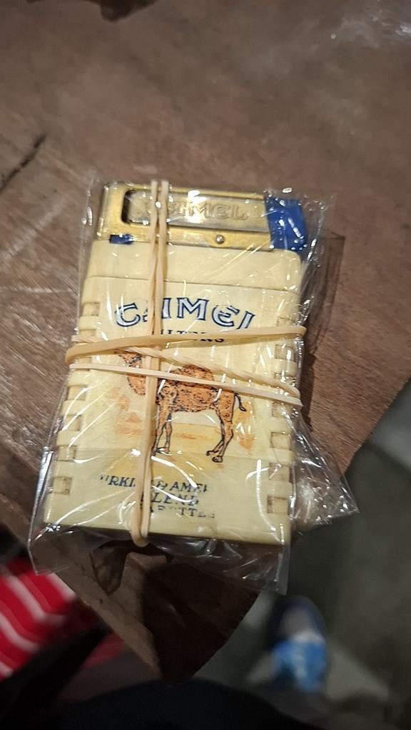 Camel aansteker in verpakking, Verzamelen, Ophalen of Verzenden