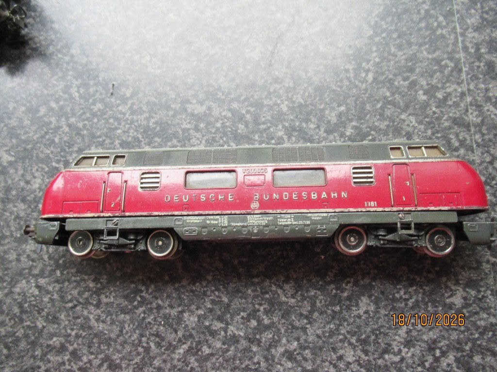 FLEISCHMANN 1381 DIESEL LOCOMOTIEF -DEUTSCHE BUNDESBAHN, Fleischmann, Ophalen of Verzenden, Zo goed als nieuw, Analoog