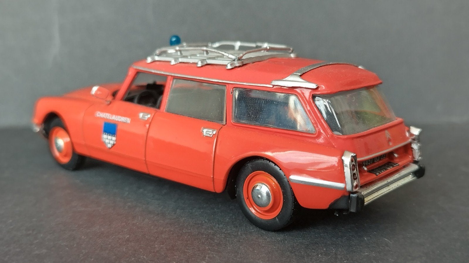 Citroen DS 20 Ambulance Chatellaudrie 1:43 Norev Pol, Auto, Verzenden, ., Nieuw