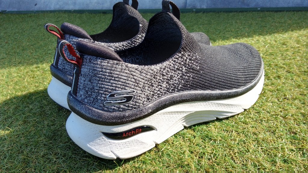 Skechers arch fit maat 44, Skechers, Zwart, Ophalen of Verzenden, Sneakers of Gympen