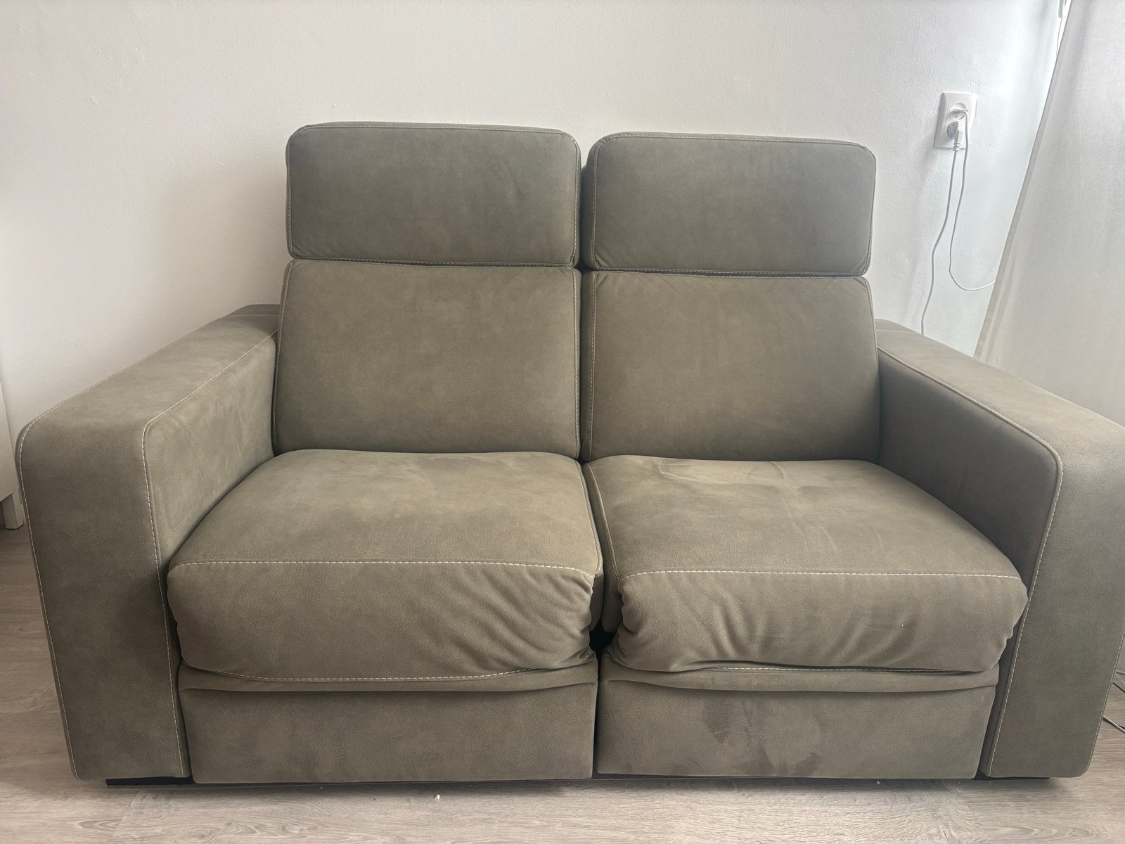 Comfortabele tweepersoonsbank met relaxfunctie, Ophalen, Gebruikt, 150 tot 200 cm, Tweepersoons