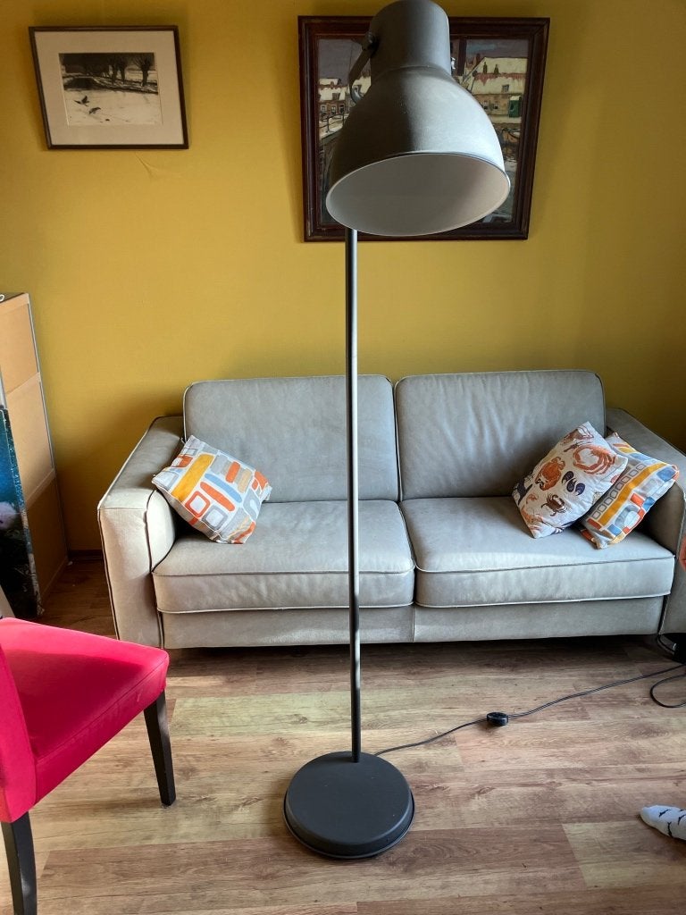 IKEA Hektar staande lamp, donkergrijs (2022), Ophalen, Zo goed als nieuw, 150 tot 200 cm