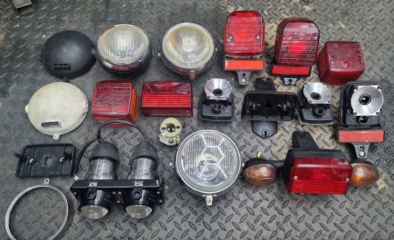 Partij Tomos verlichting €15, Motoren, Ophalen of Verzenden, Tomos, Tomos, Tomos