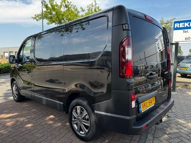 Renault Trafic 2.0 dCi 120 T29 3 Zits Comfort Euro 6 145.000, Auto's, Bestelauto's, Voorwielaandrijving, Gebruikt, 4 cilinders