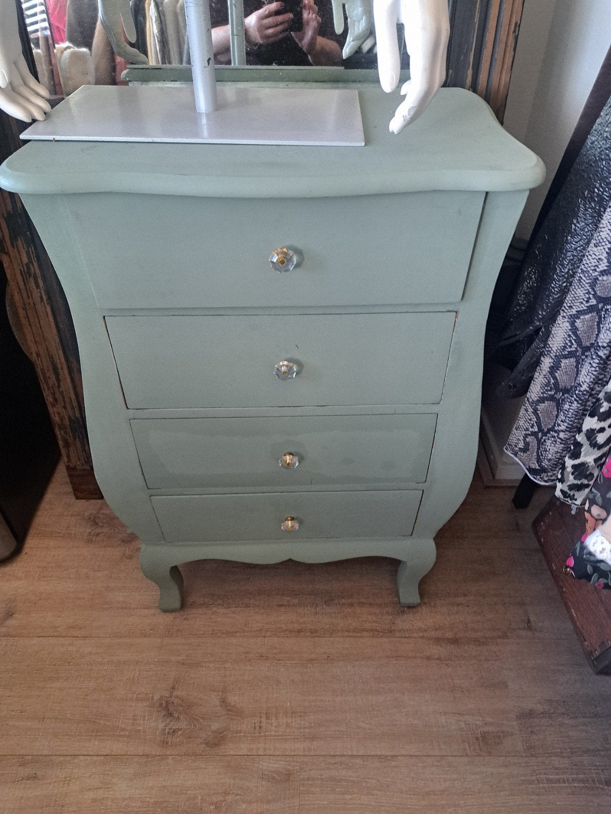 Vintage ladekastje in mintgroen met kristallen knoppen, Antiek en Kunst, Ophalen