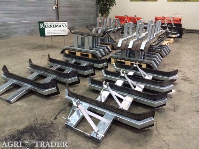 SNEEUW/MODDER/MESTSCHUIVEN SCHUIF TE KOOP €375,-ex, Zakelijke goederen, Machines en Bouw | Kranen en Graafmachines, -, Overige typen