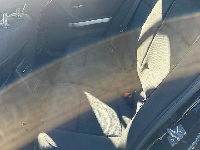 Foto 16 van BMW 3-serie 318i Business Line