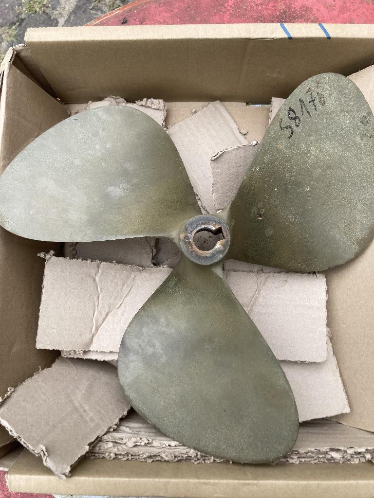 Propeller 3 blade, Ophalen, Gebruikt, Motor en Techniek