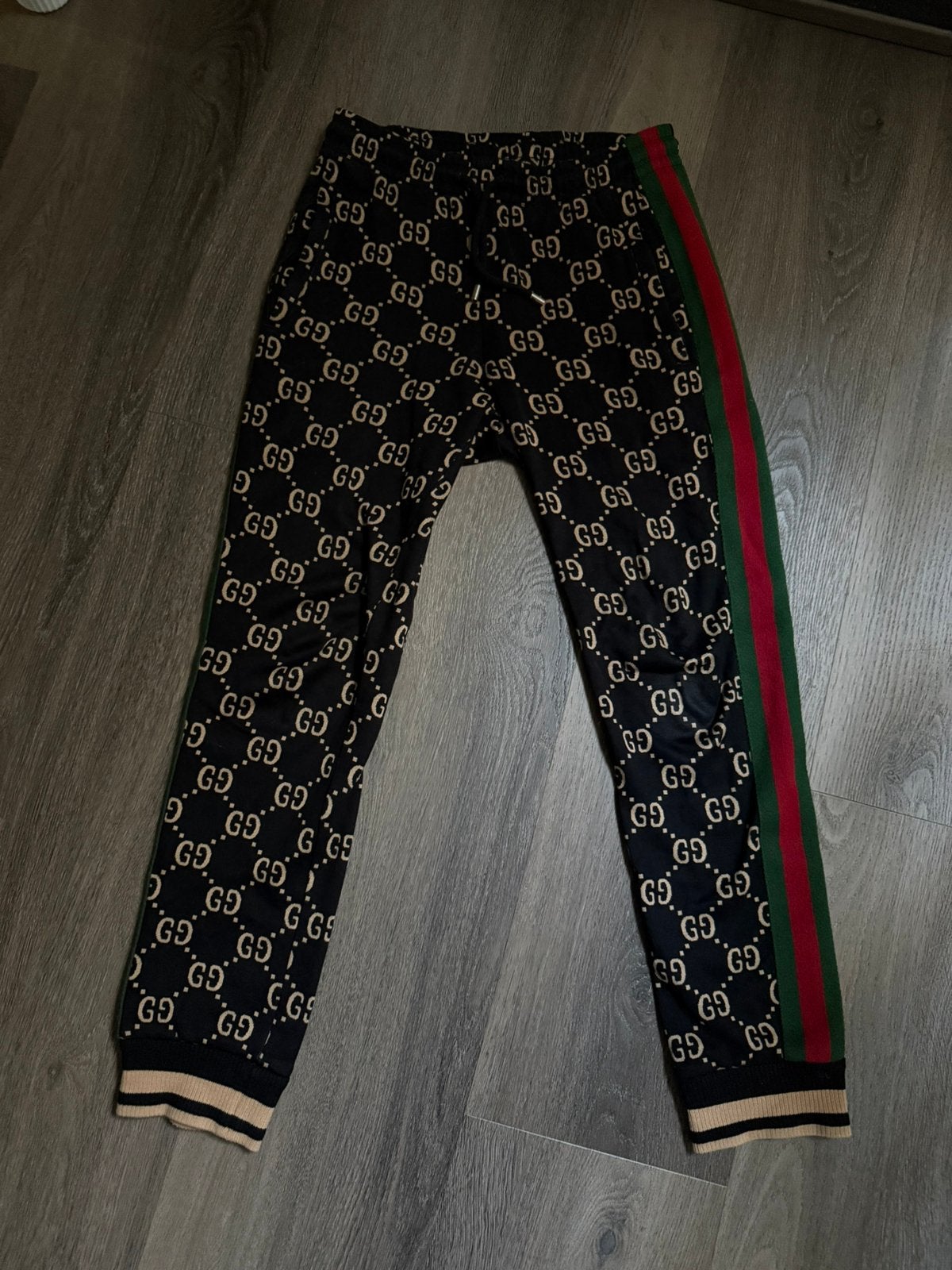 Authentieke Gucci joggingbroek, Zwart, Ophalen of Verzenden, Zo goed als nieuw, Algemeen
