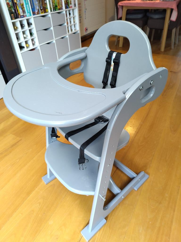 Tiamo houten meegroeistoel 10 euro!, Kinderen en Baby's, Kinderstoelen, Ophalen, Gebruikt, Meegroeistoel, Gordel(s)