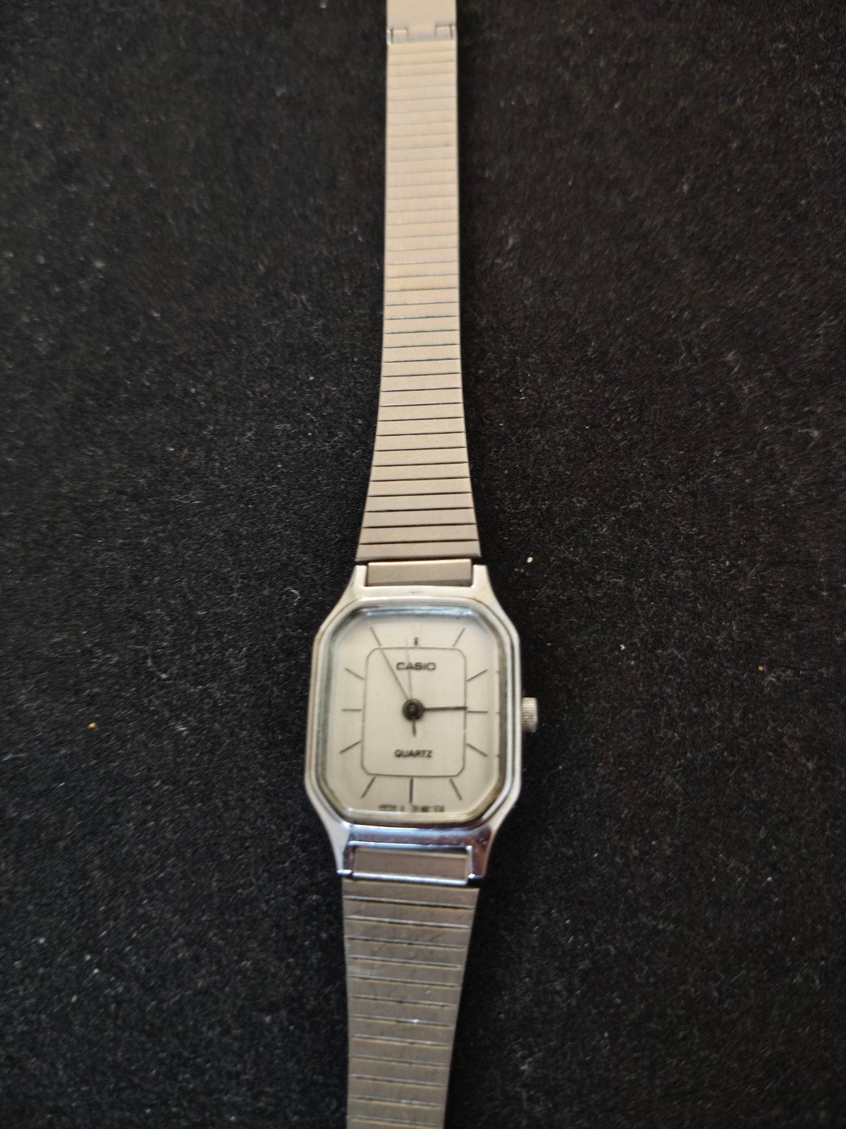 Vintage Casio Quartz Dames Horloge - Zilverkleurig, Verzenden