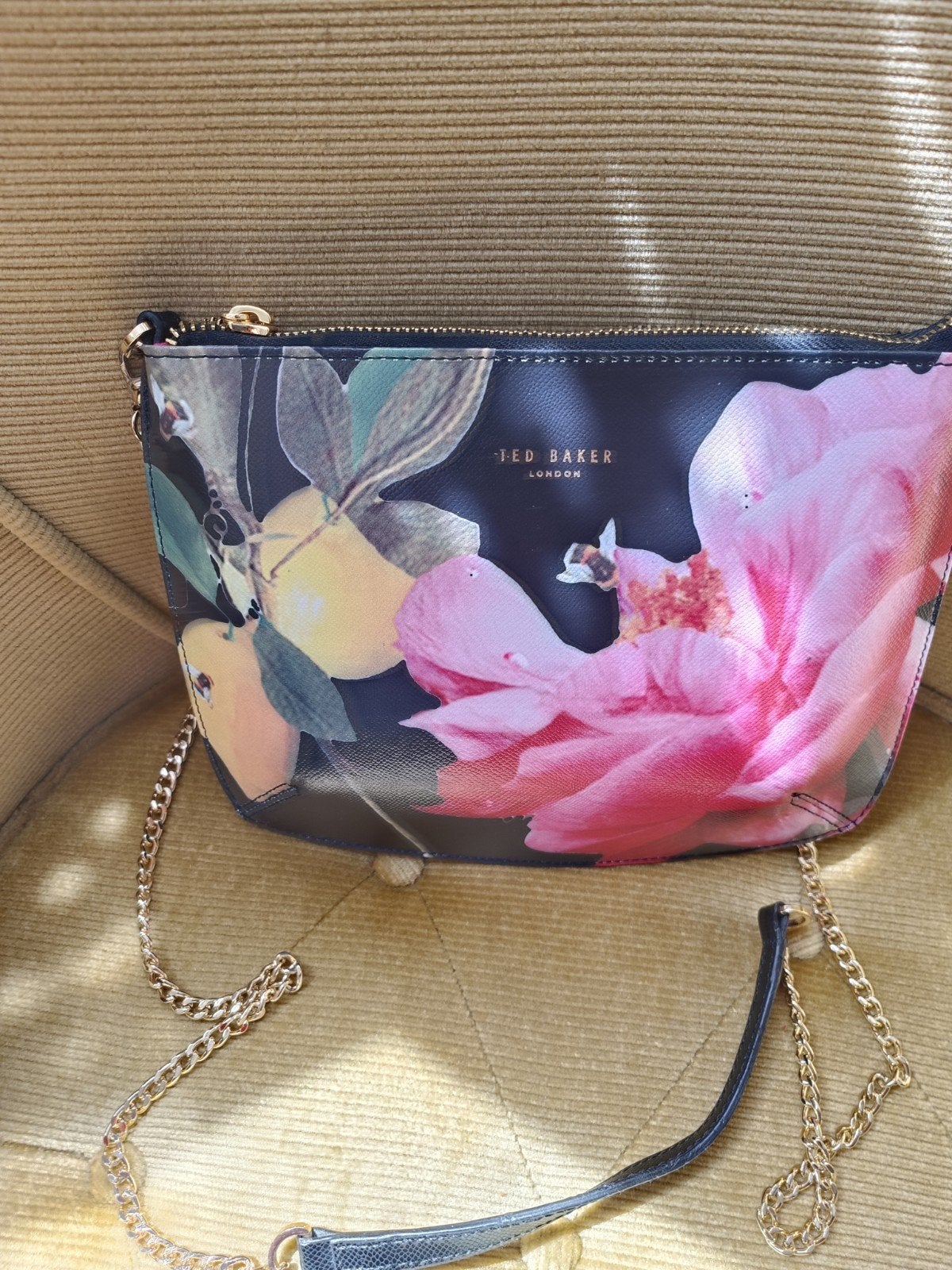 Ted Baker schoudertasje - Zo goed als nieuw, Ophalen of Verzenden, Zo goed als nieuw, Zwart, Overige merken