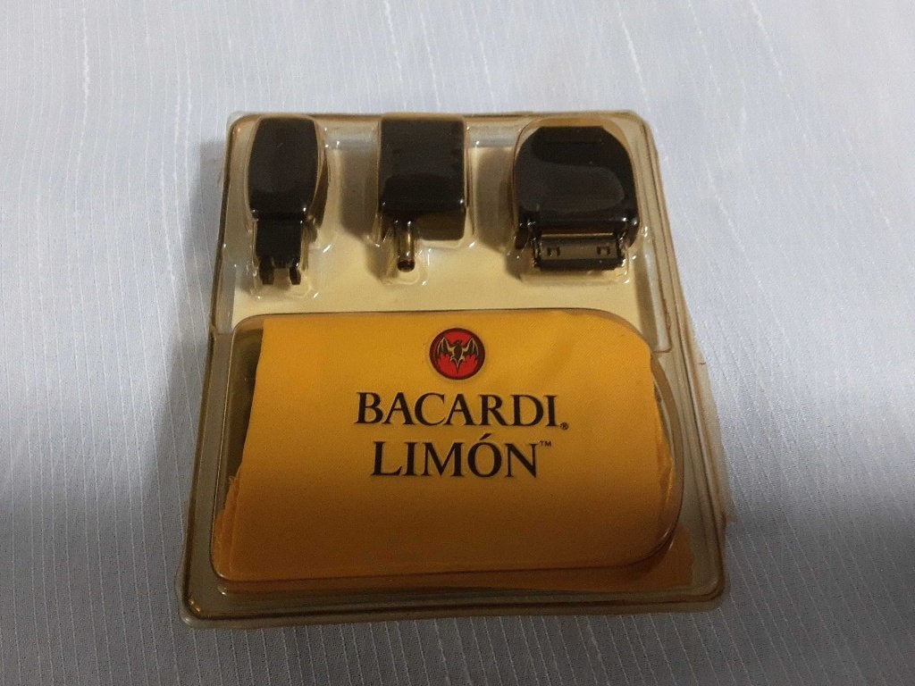 BACARDI limon mobiel oplader, vintage, Verzamelen, Ophalen of Verzenden, Zo goed als nieuw, Gebruiksvoorwerp