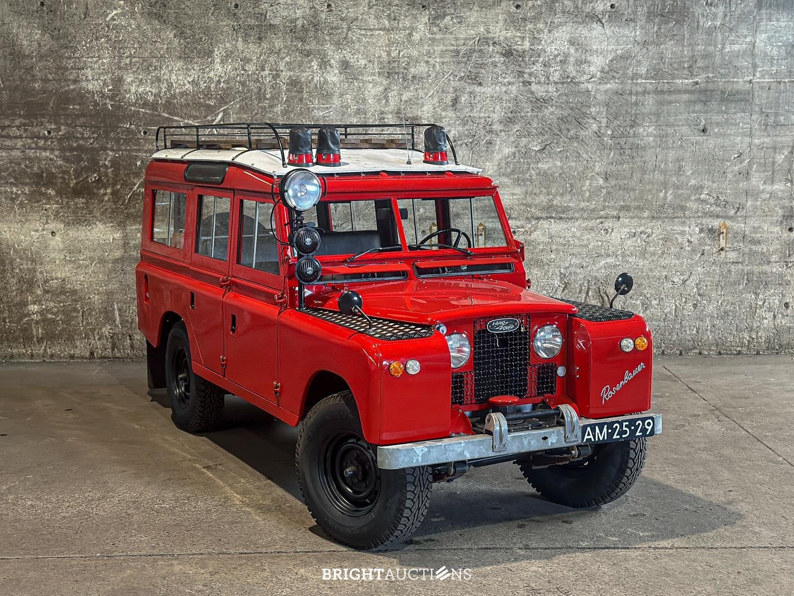 Land Rover Series II 109 Brandweer (bj 1969), foto 11