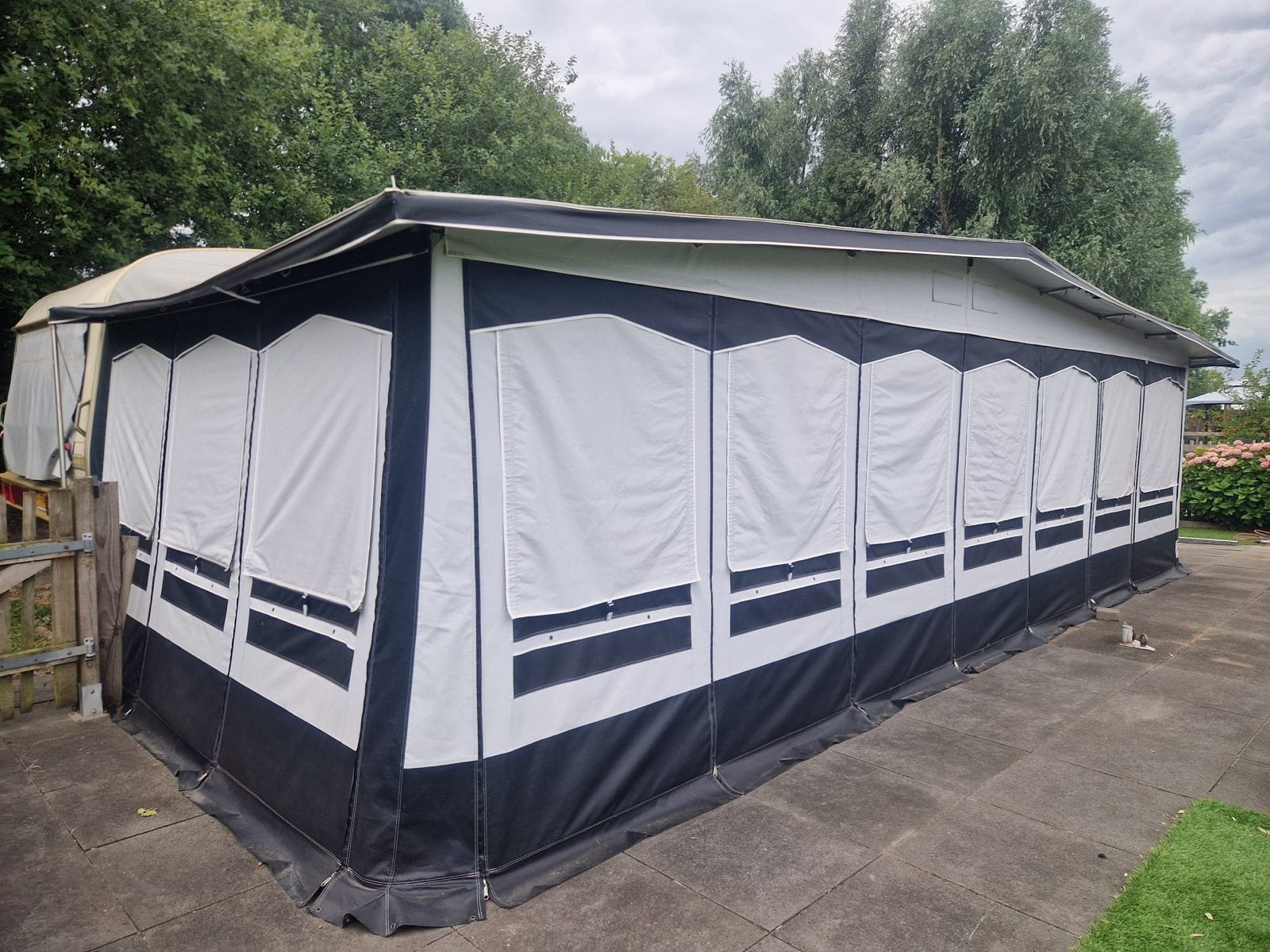 Tabbert Caravan met ruime voortent en complete inrichting, Caravans en Kamperen, Caravans, Vast bed, Rondzit, Tabbert, Ringverwarming