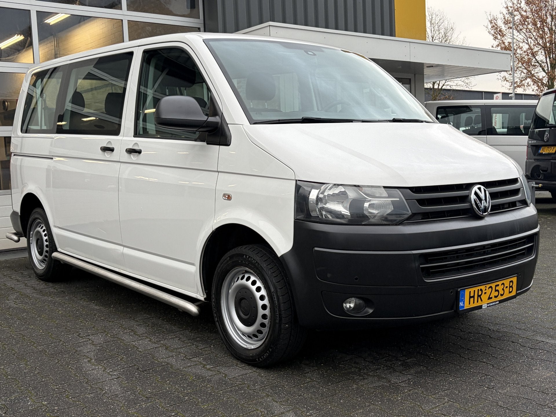 Volkswagen Transporter Kombi 2.0 TDI DSG Automaat L1H1 BTW e, Auto's, Stof, Gebruikt, Zwart, 2500 kg