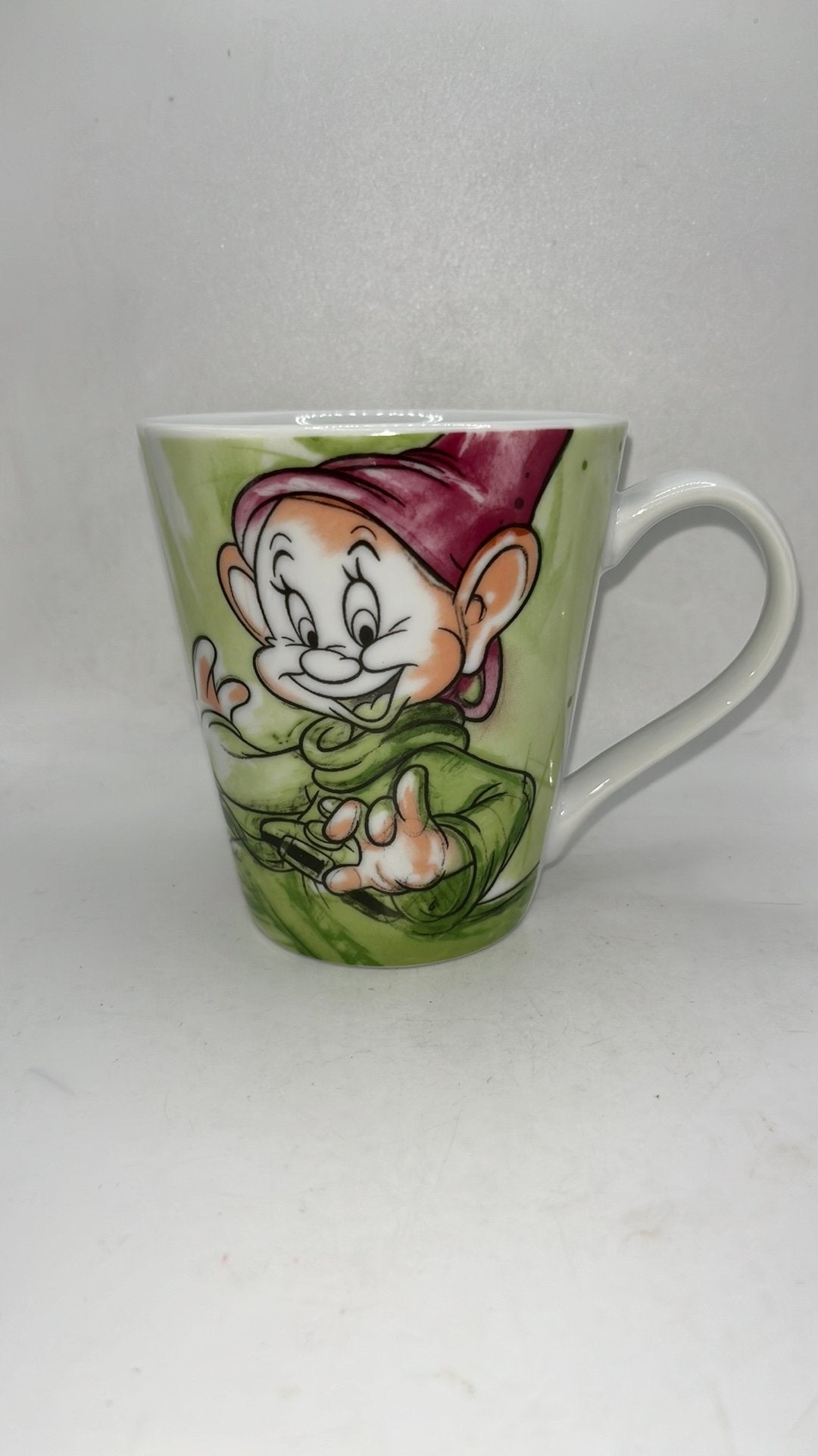 Disney mok met Dopey, binnenzijde Cucciolo., Ophalen of Verzenden, Zo goed als nieuw, Gebruiksvoorwerp