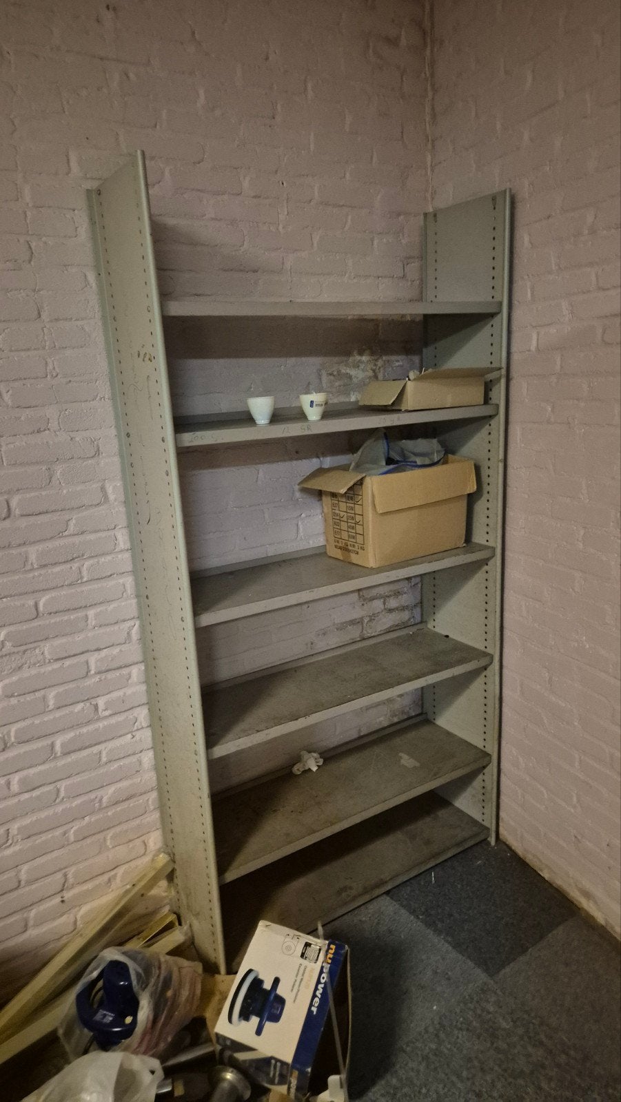Stevig metalen rekje met 6 planken - Ideaal voor opslag, Ophalen, Gebruikt, Onbekend, Onbekend