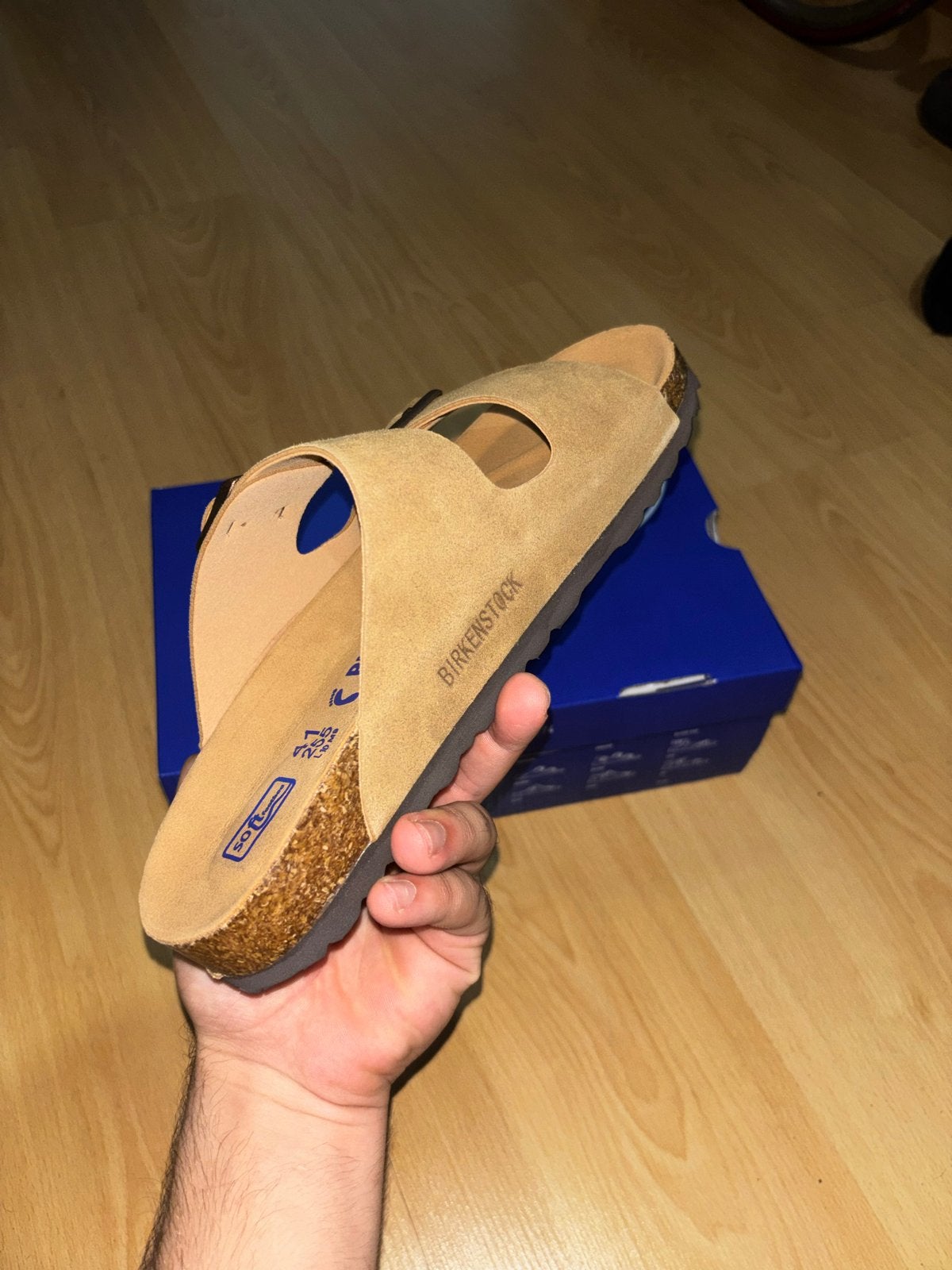 Birkenstock Arizona Sandalen - Nieuwstaat, Maat 41, Kleding | Dames, Schoenen, Ophalen of Verzenden, Zo goed als nieuw, Beige