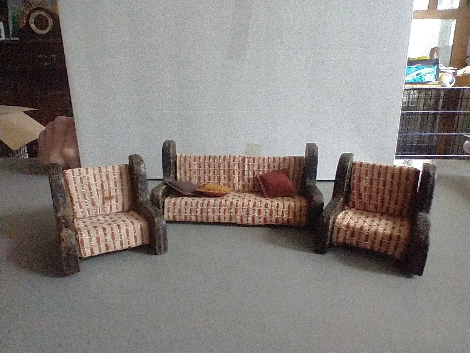 Vintage poppenhuismeubels: bank en twee stoelen, Ophalen of Verzenden, Gebruikt
