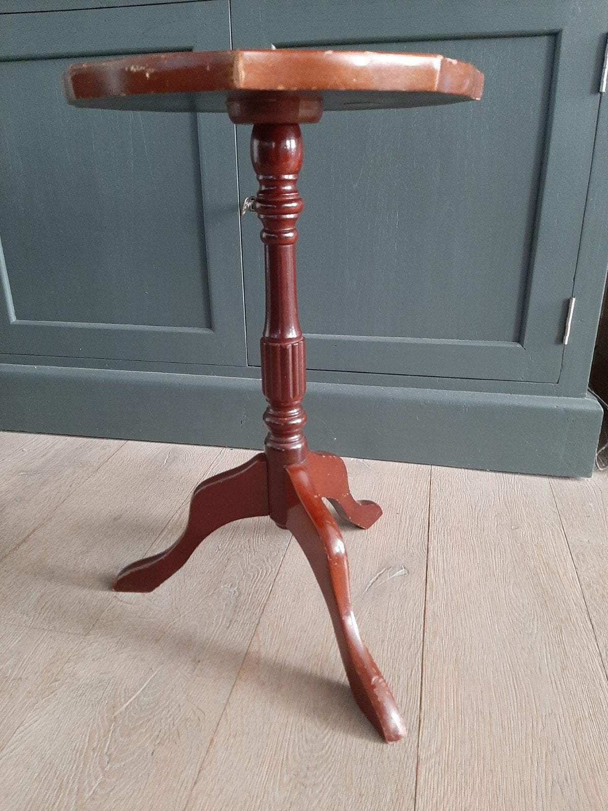 klein  rond wijntafeltje/bijzettafeltje, Ophalen of Verzenden