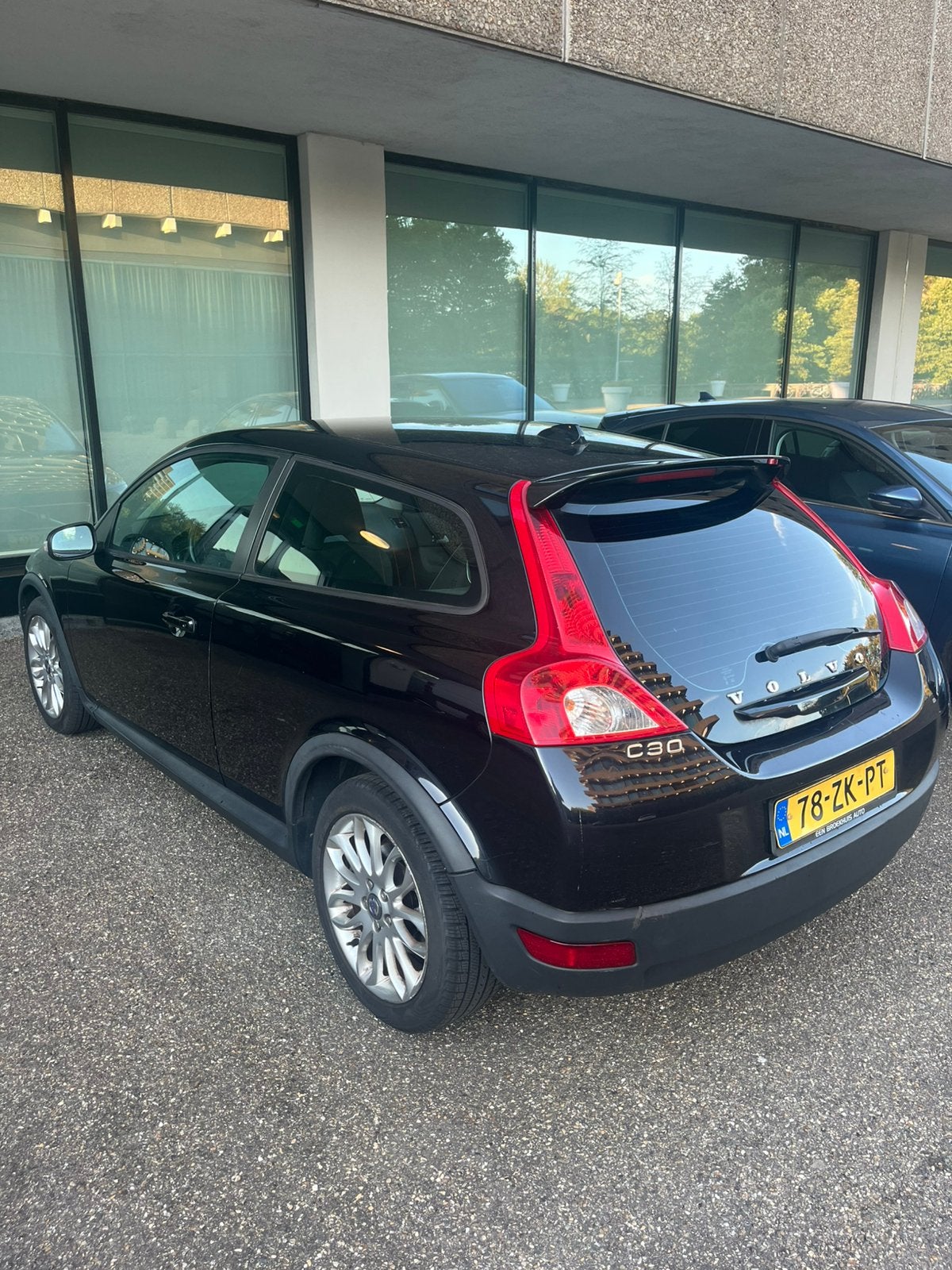 Volvo C30 1.6 2008 Zwart, Auto's, Volvo, Voorwielaandrijving, 1596 cc, Stof, 4 cilinders