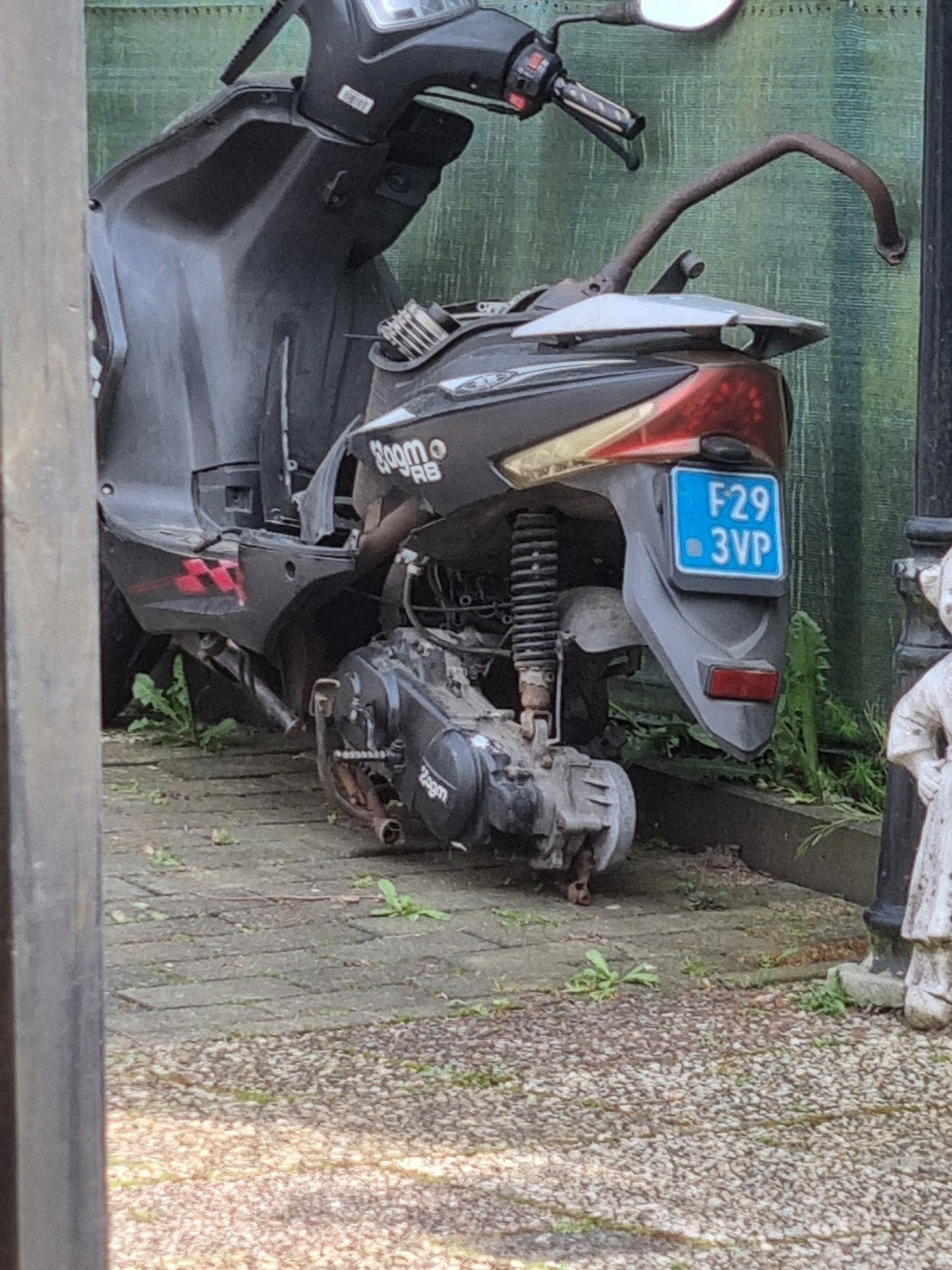 Scooter voor onderdelen/afvoer - Frame nog bruikbaar, Ophalen