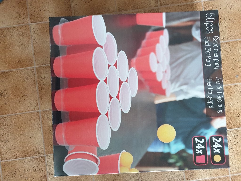 Bier pong spel, Ophalen of Verzenden, Zo goed als nieuw