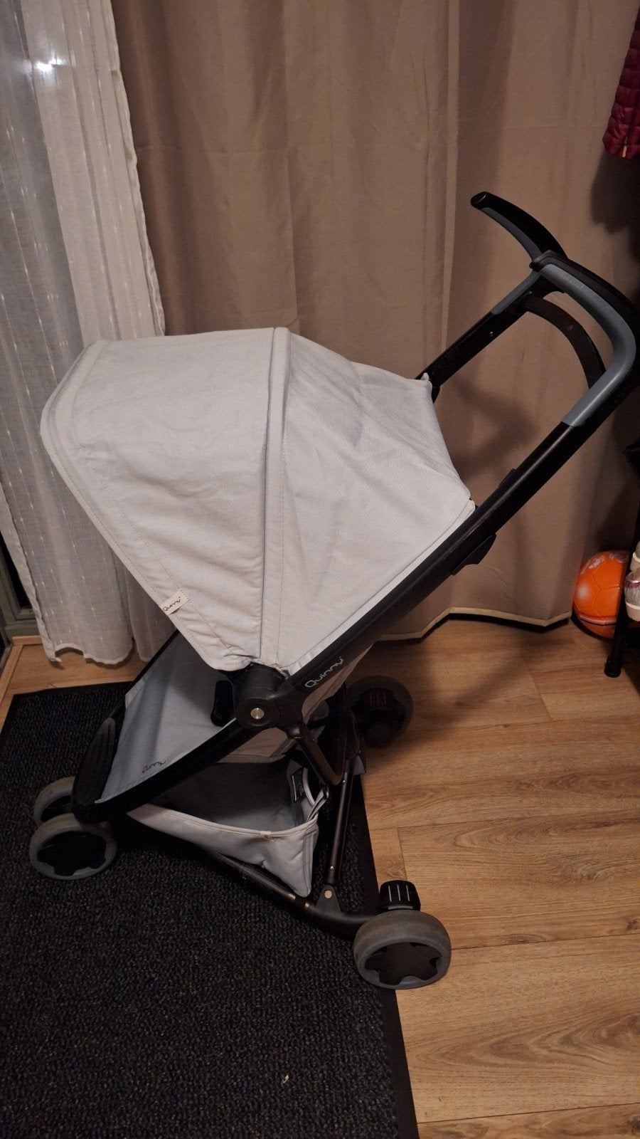 quinny kinderwagen, Ophalen, Zo goed als nieuw, Quinny, Verstelbare rugleuning