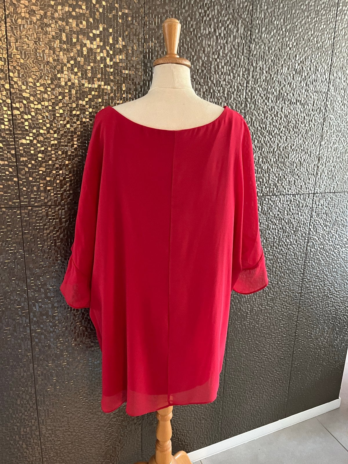 Elena Miro Gevoerde Rode Top - Maat 44/46, Kleding | Dames, Tops, Verzenden, Maat 46/48 (XL) of groter, Zo goed als nieuw, Korte mouw
