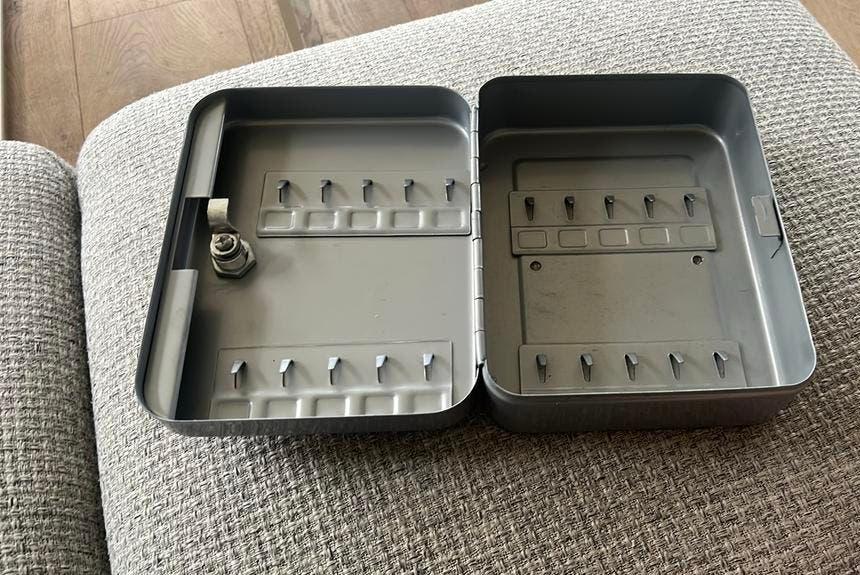 Sleutel kastje, Verzamelen, Sleutelhangers, Ophalen of Verzenden, Gebruikt, Overige typen