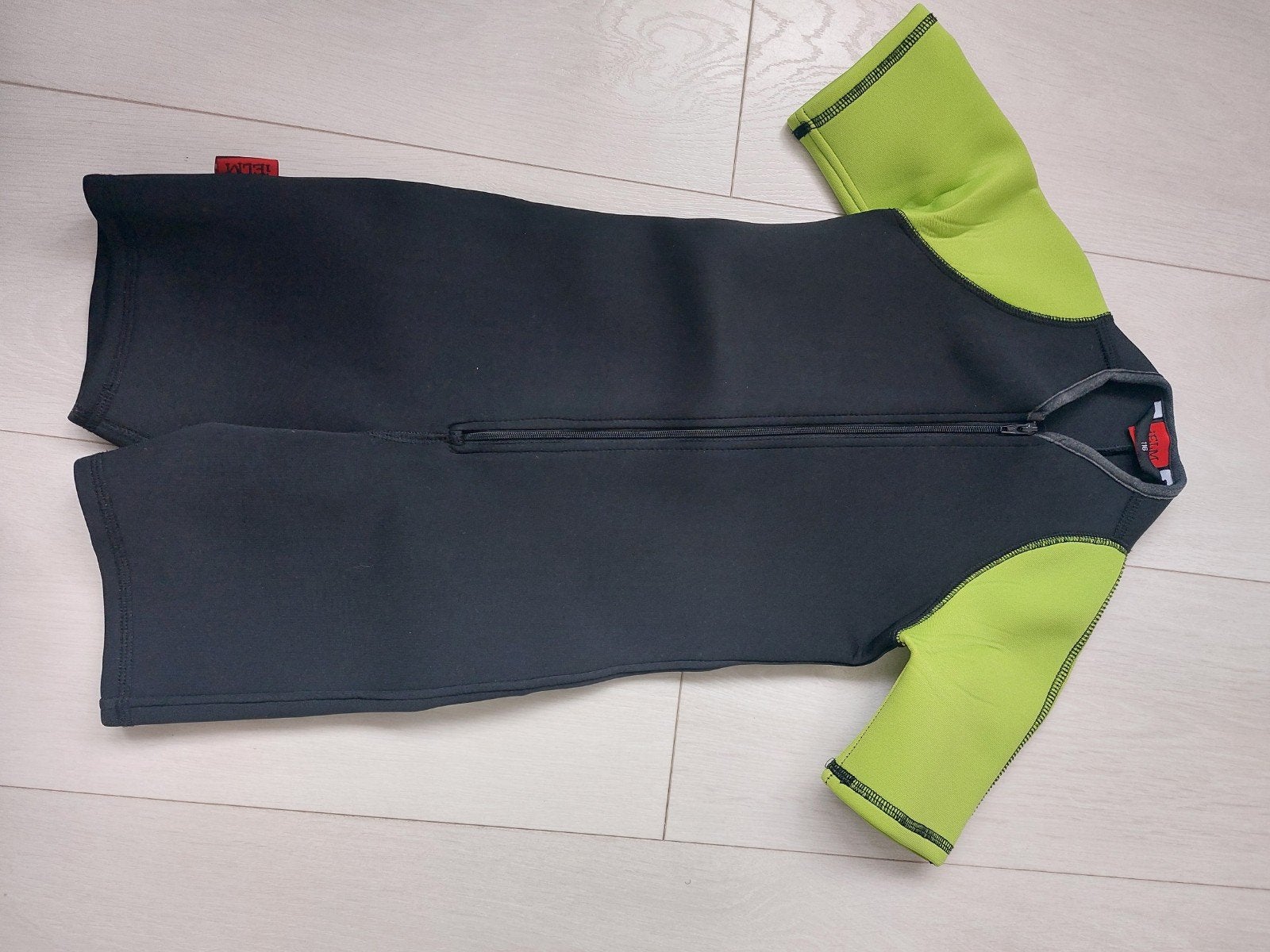 Wetsuit/zwempak maat 116 zo goed als nieuw, Kinderen en Baby's, Jongen of Meisje, Sport- of Zwemkleding, Ophalen of Verzenden